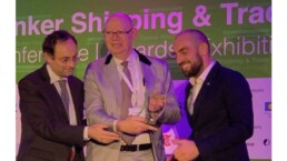VP Newbuildings Geir Almestad accepts the award