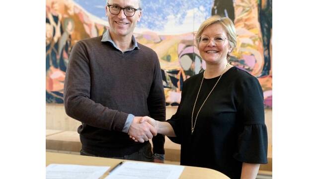 Kongsberg Maritime’s Bjørn Jalving and the Norwegian Society for Sea Rescue Rikke Lind signed the cooperation agreement on Friday 6th December 2019